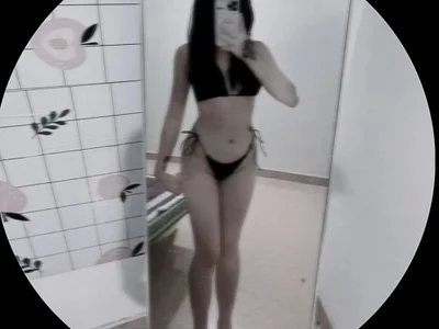 Emily_mmialody live cam video preview
