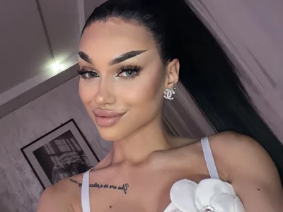 ilariea_girl webcam livesex profile in white cams