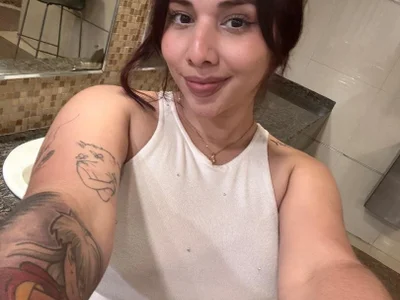 LucyMartelli webcam livesex profile in venezuela cams